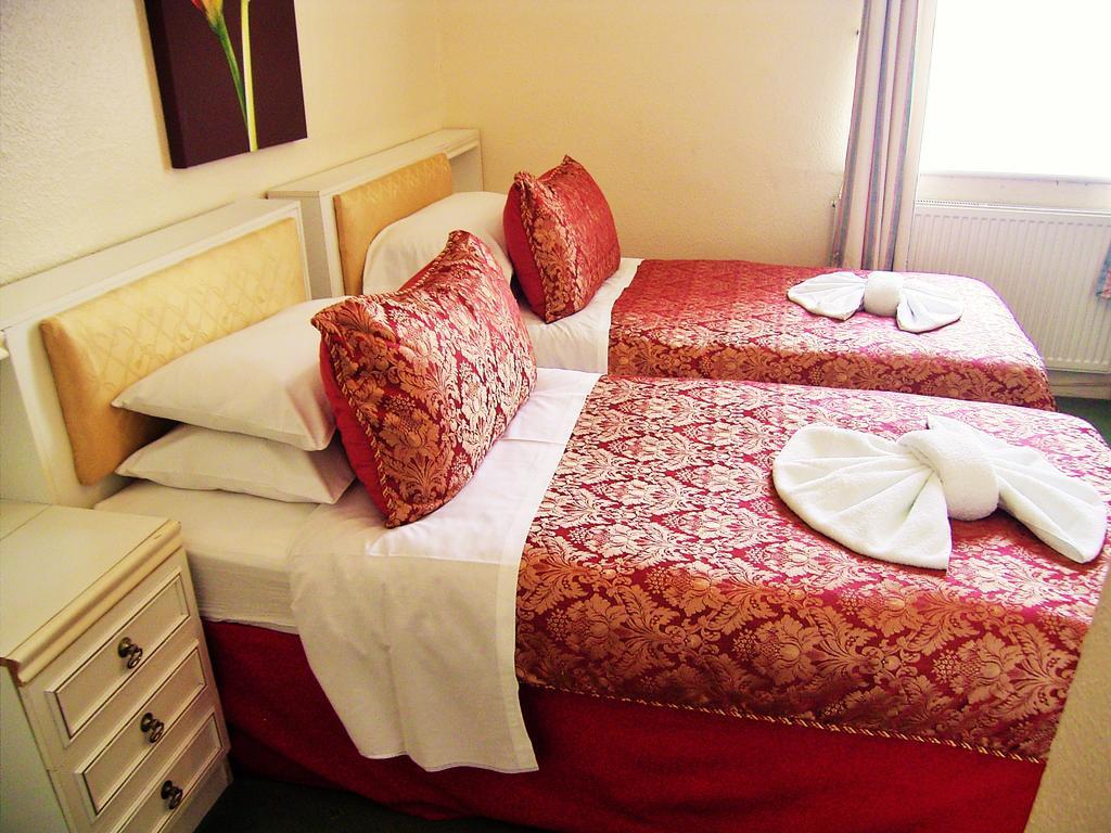 The Ellesmere Hotel Eastbourne Ngoại thất bức ảnh