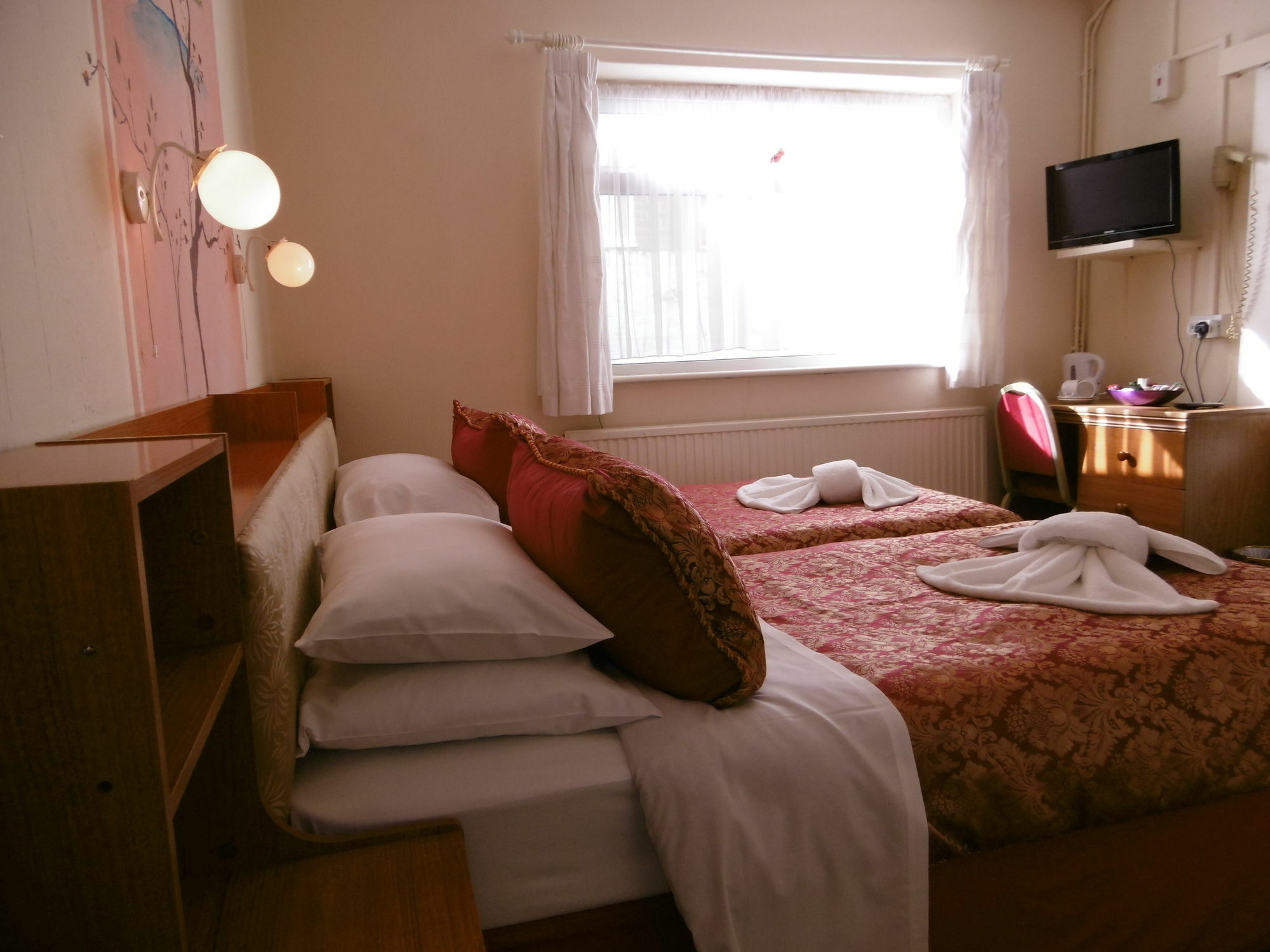 The Ellesmere Hotel Eastbourne Ngoại thất bức ảnh